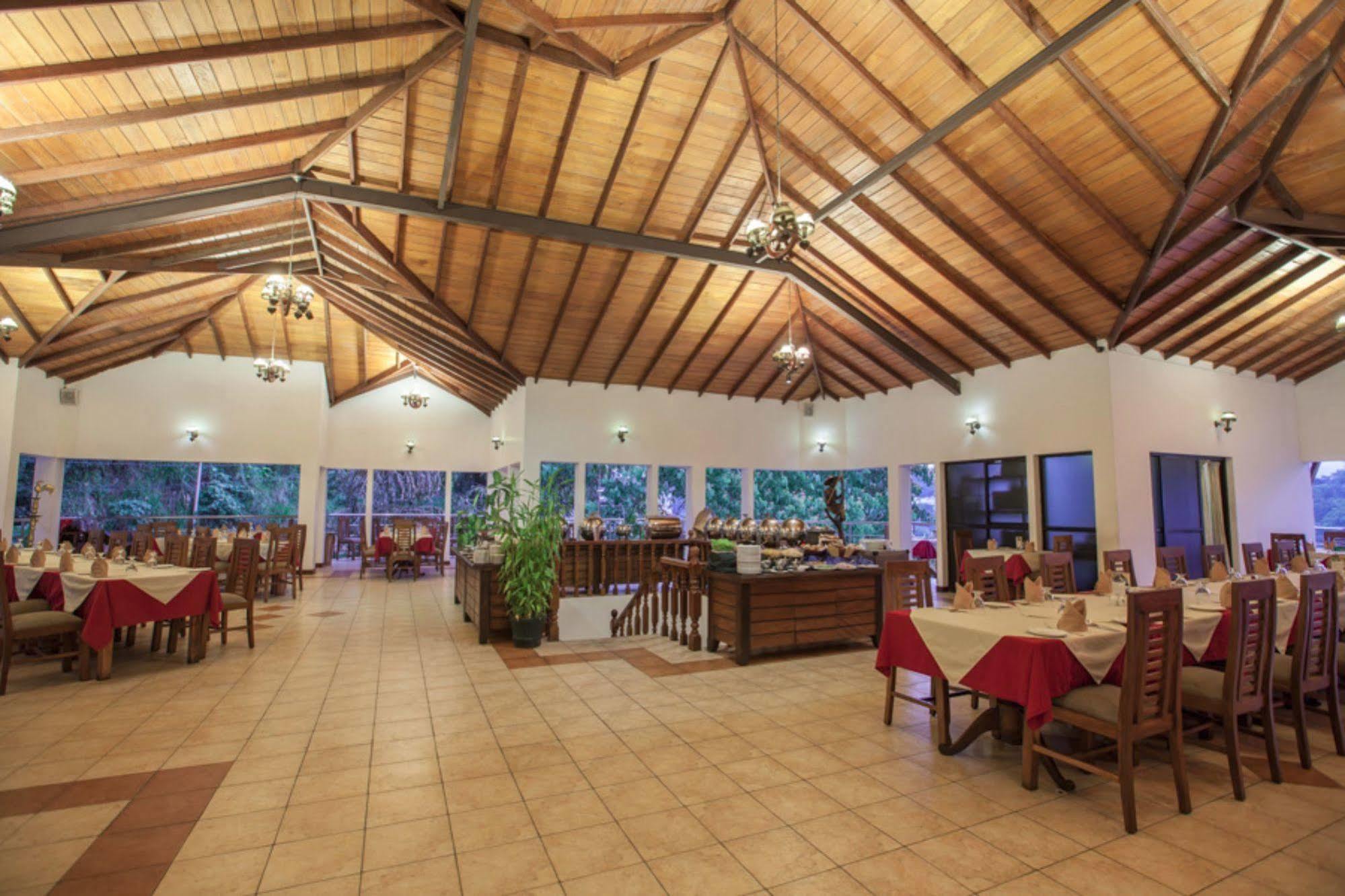 Senani Hotel Kandy Ngoại thất bức ảnh